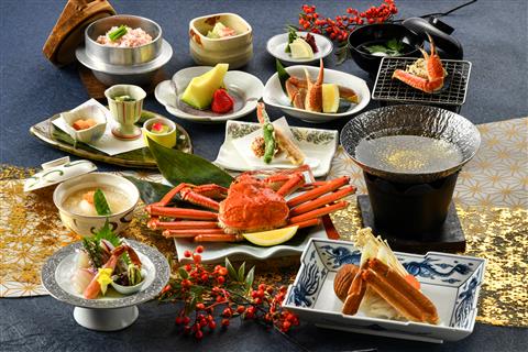 夕食（一例）　A：姿ズワイ蟹1杯